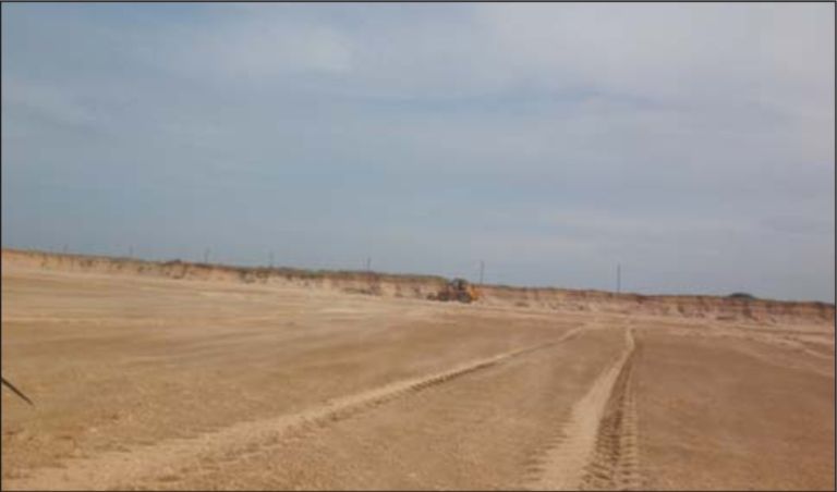Рис.1 Разрушенные местообитания Testudo graeca на побережье Каспийского моря в окрестностях озёр Малое и Большое Турали