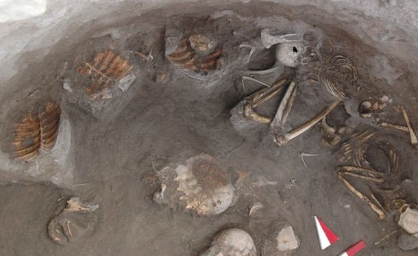 В Турции найдено древнейшее захоронение людей и черепах